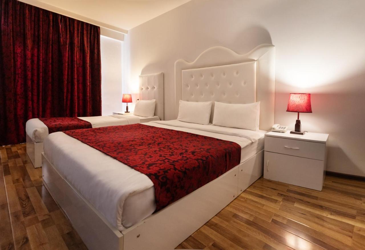 Hotel Grand Palace Tbiliszi Kültér fotó