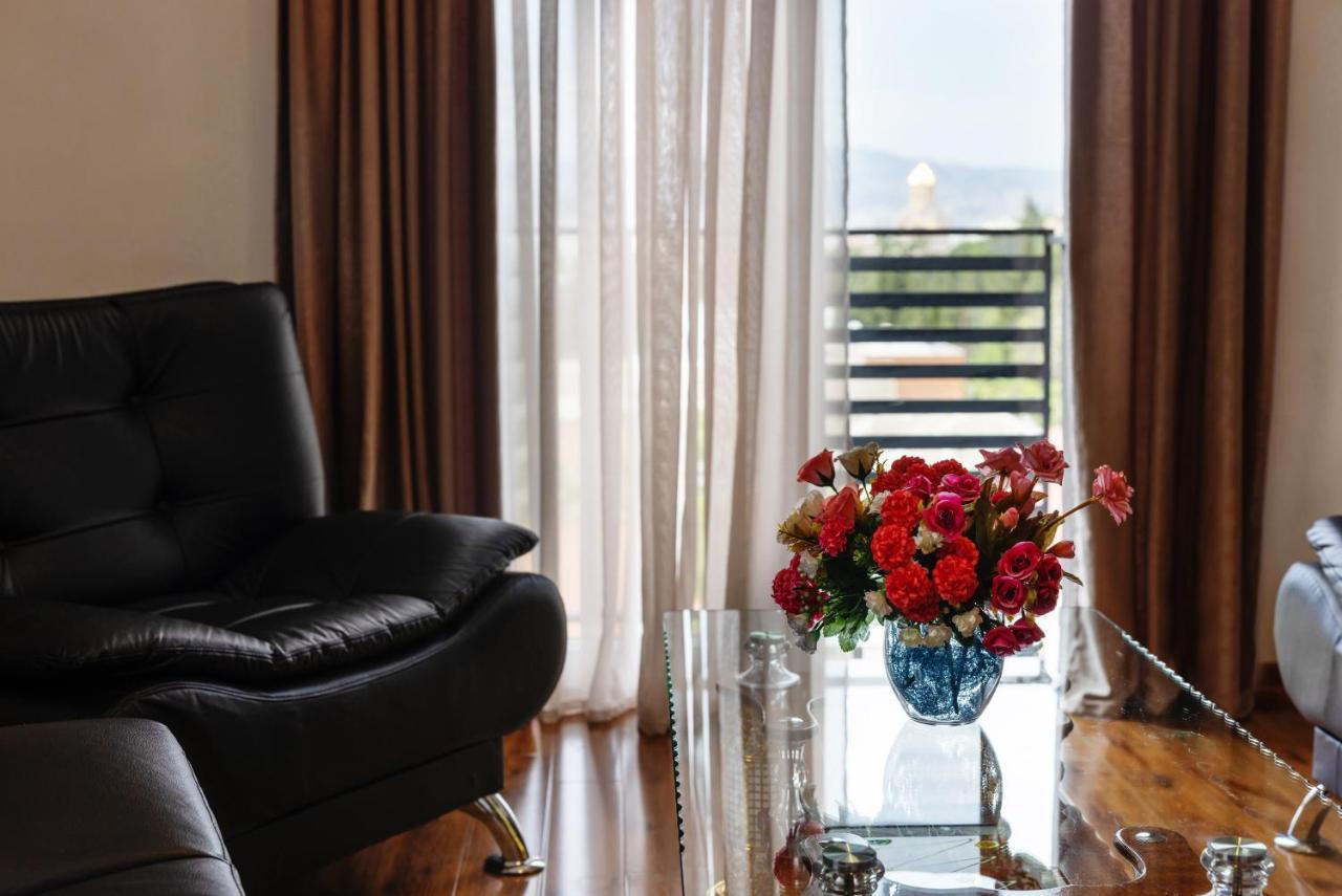 Hotel Grand Palace Tbiliszi Kültér fotó