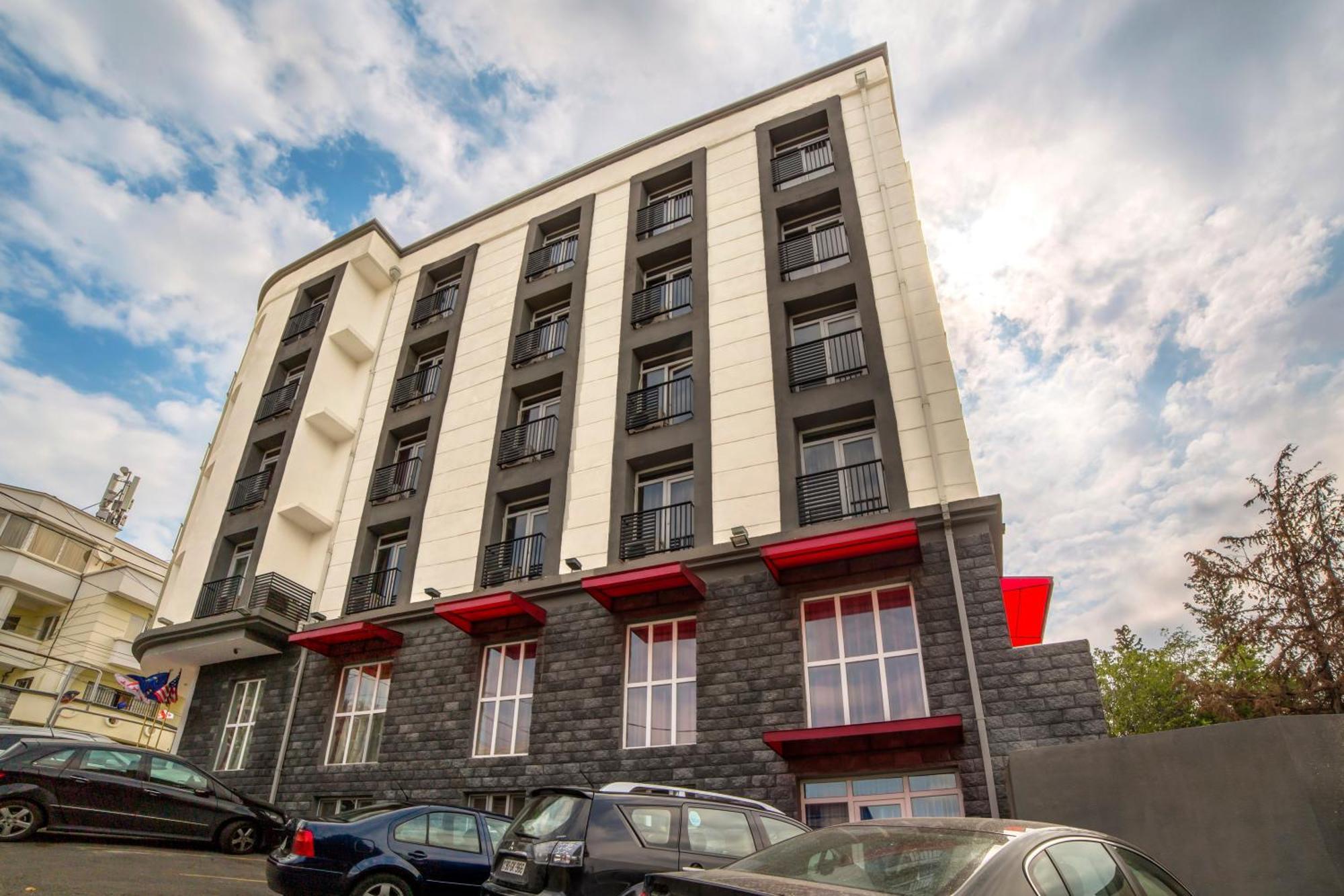 Hotel Grand Palace Tbiliszi Kültér fotó