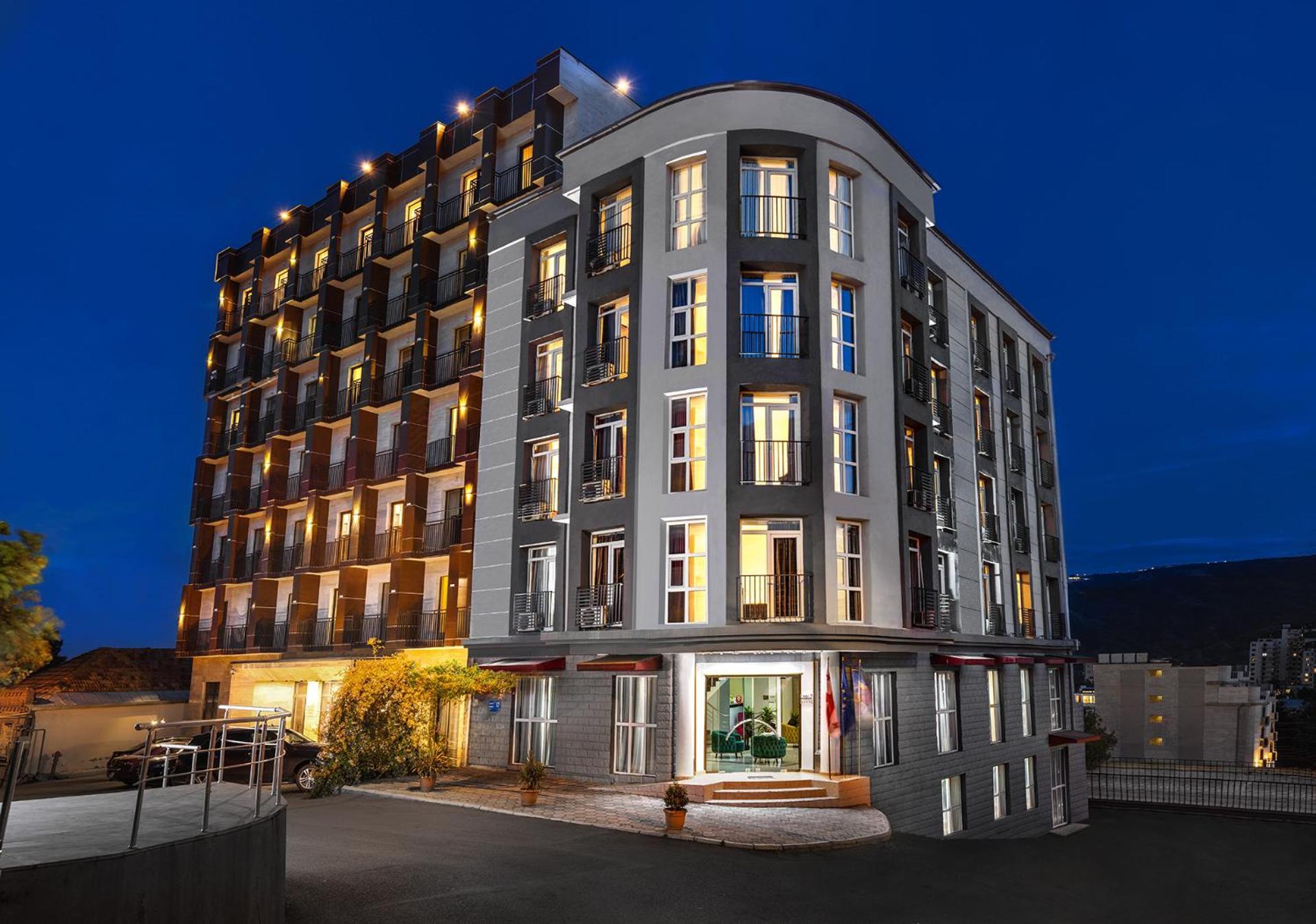 Hotel Grand Palace Tbiliszi Kültér fotó