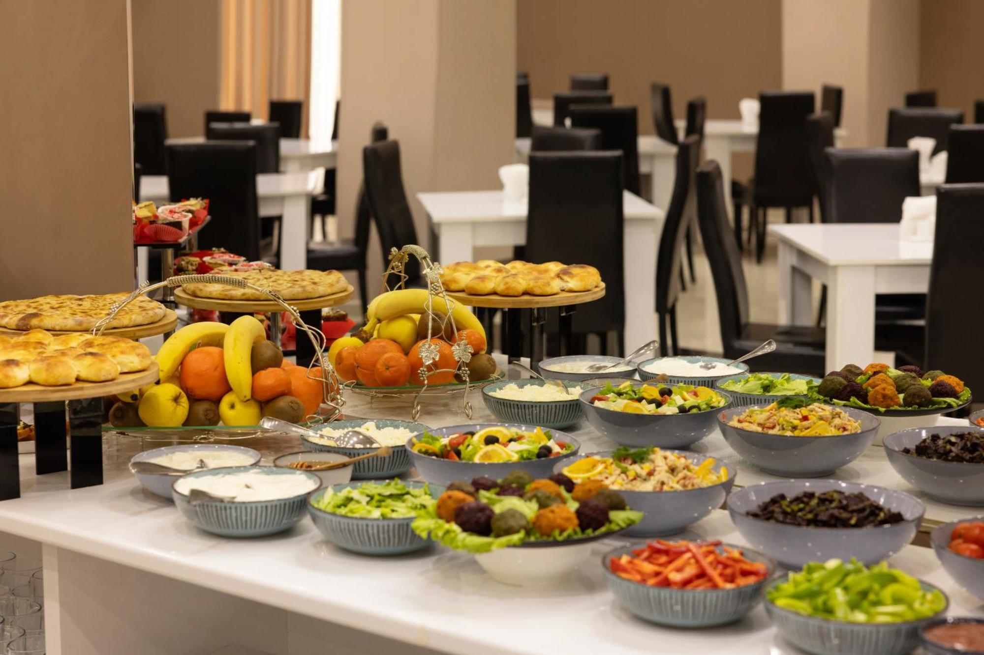 Hotel Grand Palace Tbiliszi Kültér fotó