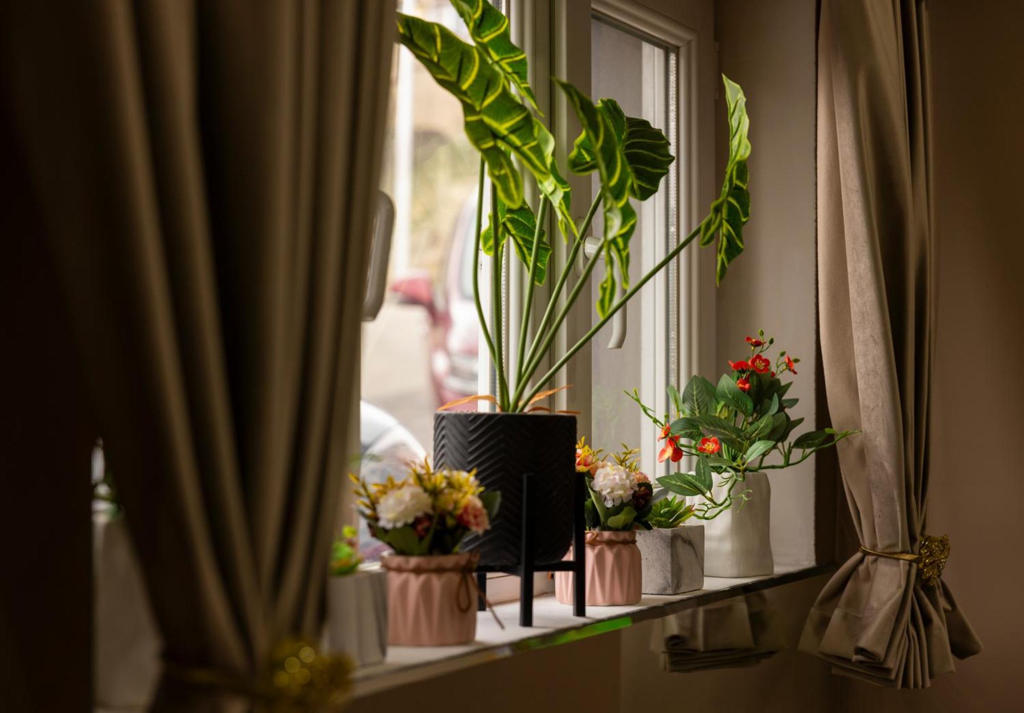 Hotel Grand Palace Tbiliszi Kültér fotó